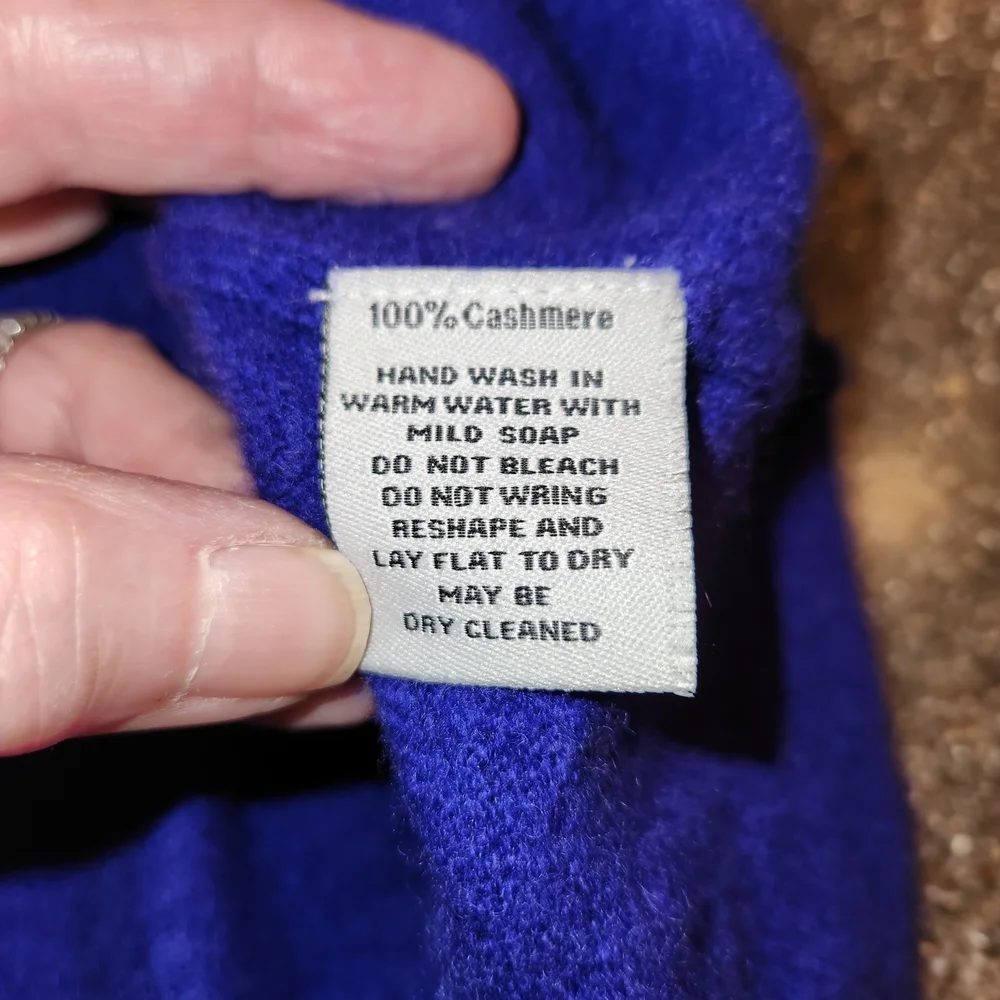 Claudia Nichole 100% Cashmere Turtleneck Tunic Sweater Royal Blue Size S Pockets